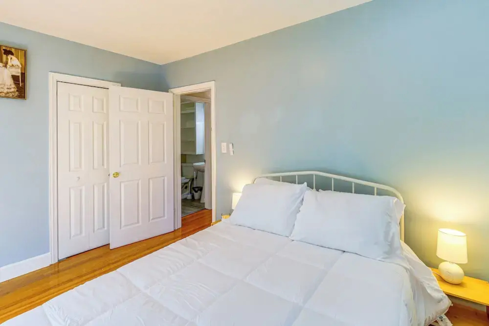 Walk to Main Street! Home in Historic Jonesborough