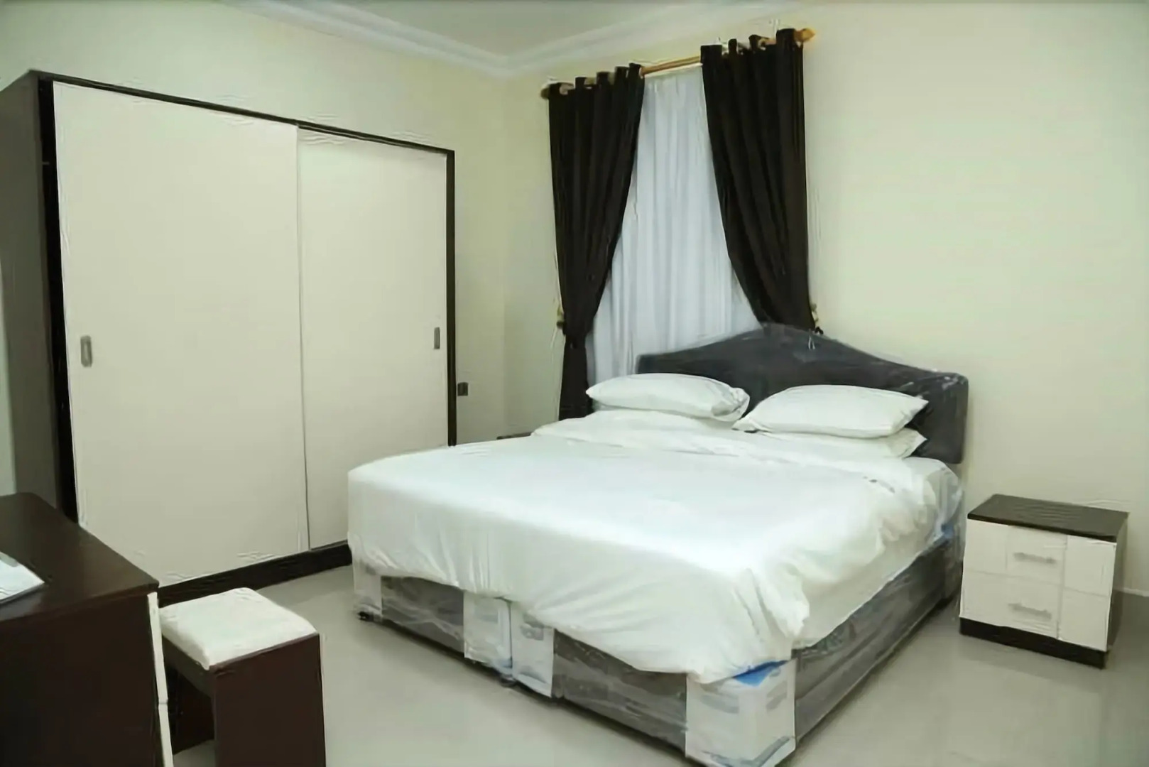 Golden Seasons Furnished Apartments 5