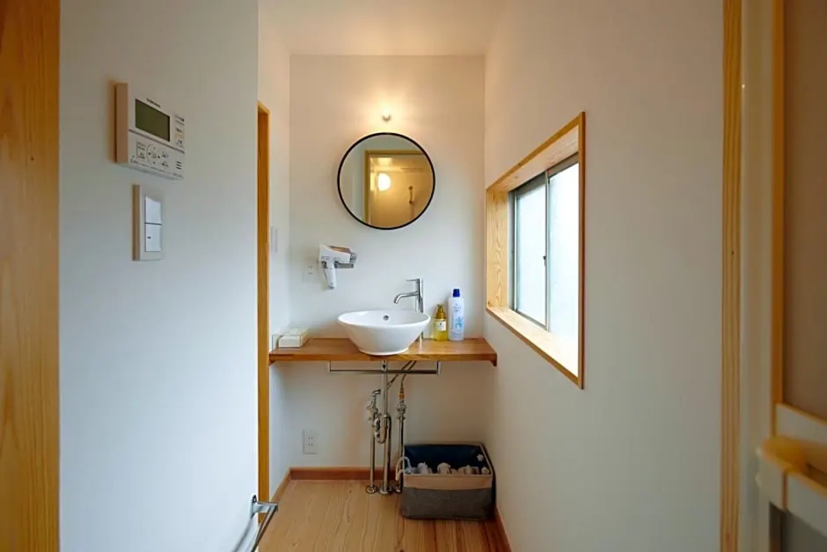 "Sasayama Jyokamachi Guest House KURIYA Semi Double Bunk Bed Cabin for 2-4 Pax - Vacation STAY 91845 "