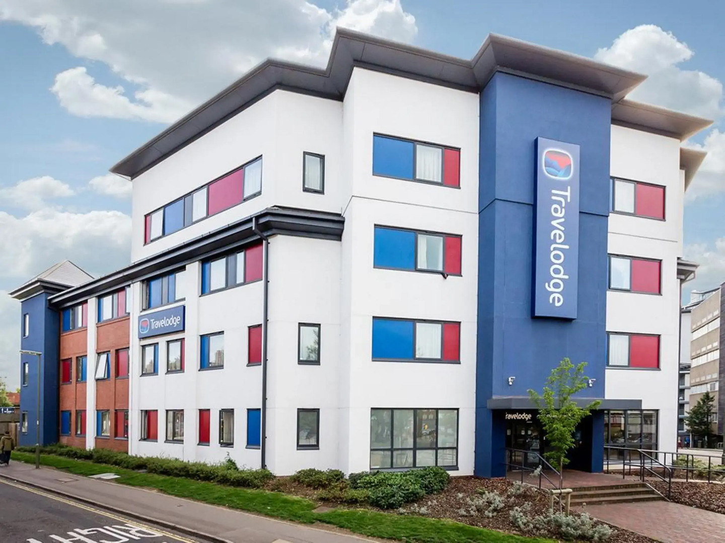 Travelodge Woking Central