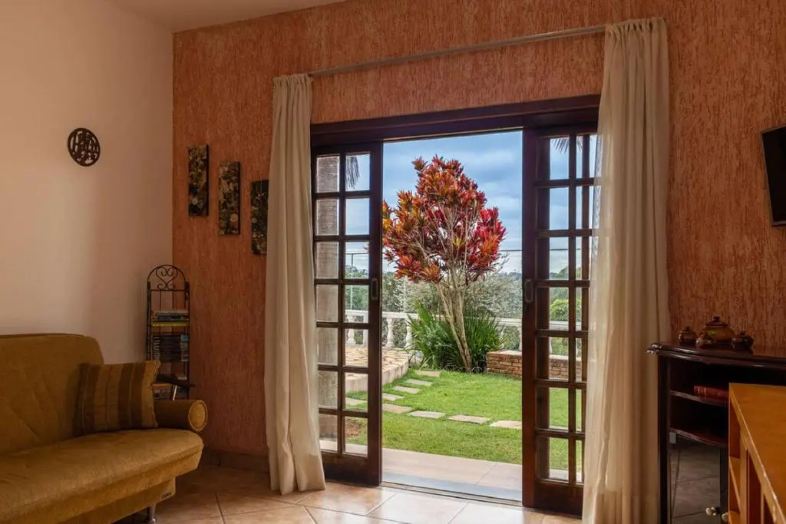 Otima chacara com lazer completo em Mairinque SP