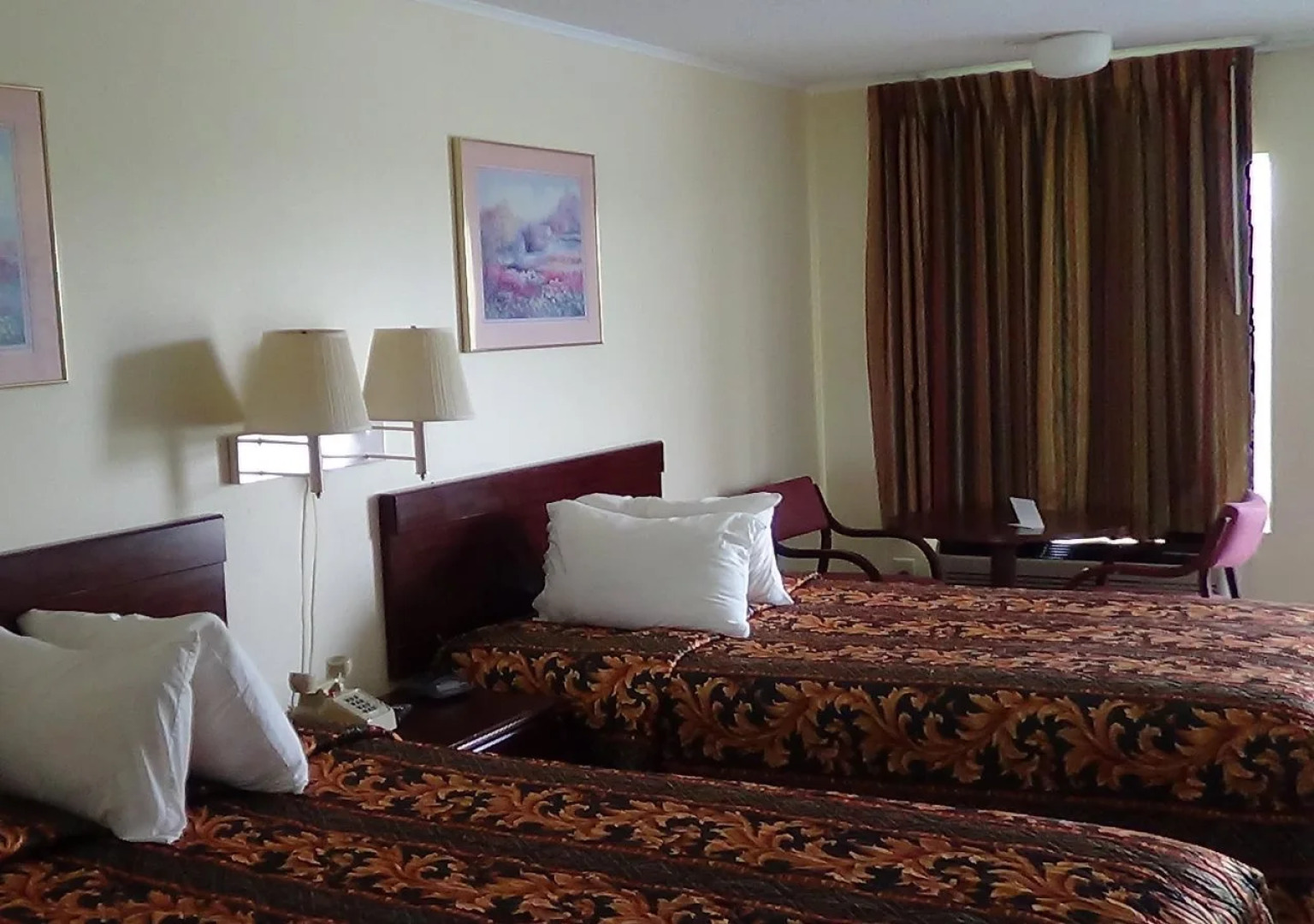 Interstate Inn Johnson City