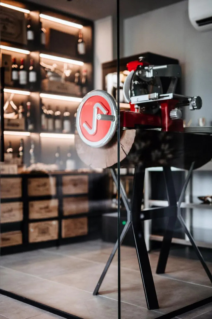 Fontana Hotel & Gastronomy