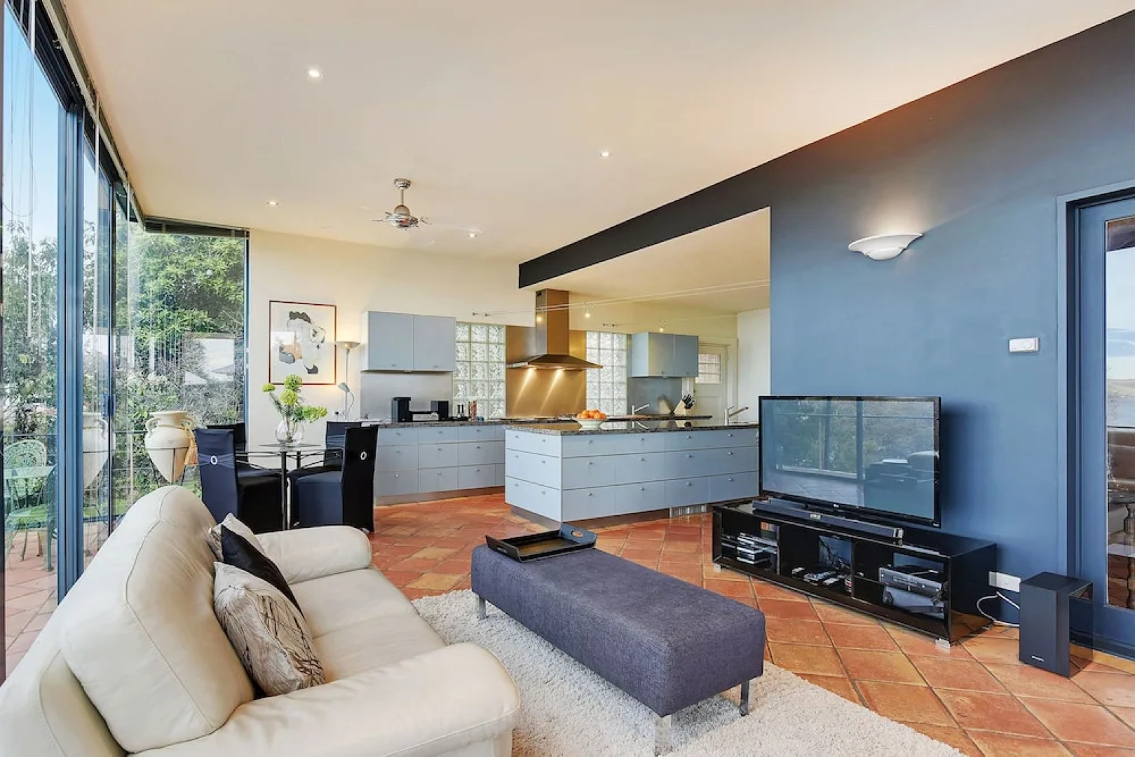 Kylakin on the Derwent River - Rejuvenate Stays