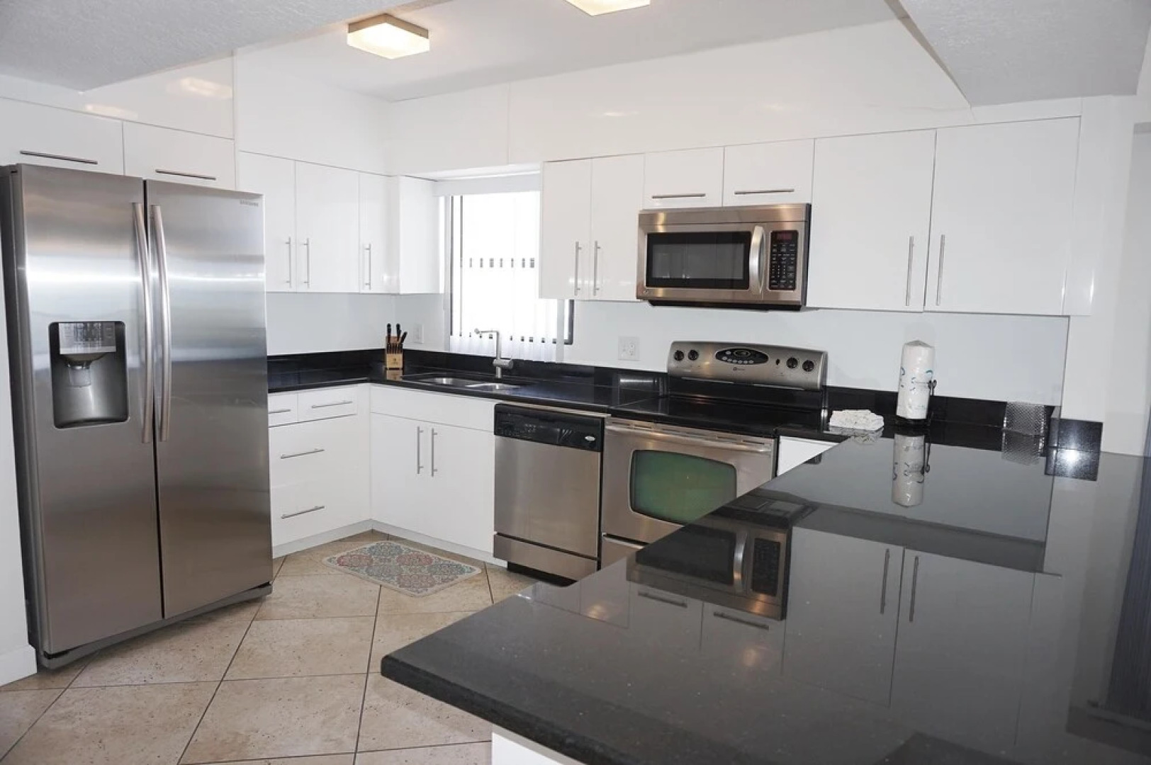 Villa Madeira by TRS