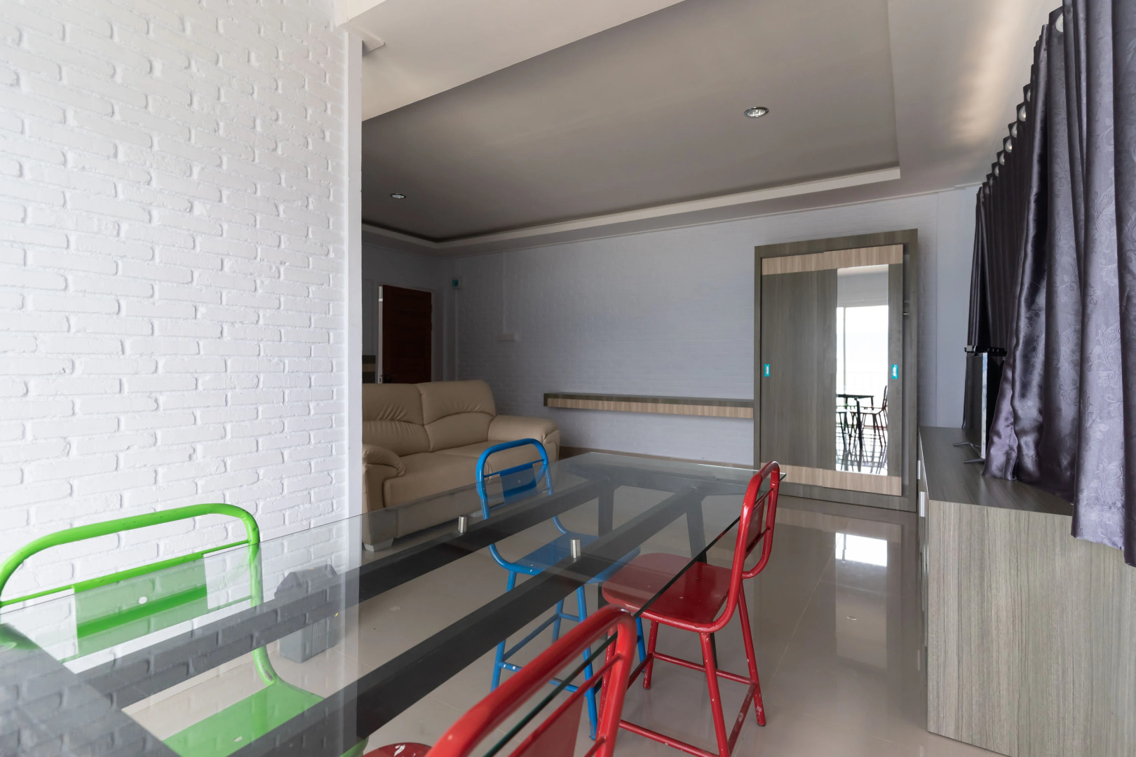 RedDoorz Plus @ Vantas Hotel Parbaba