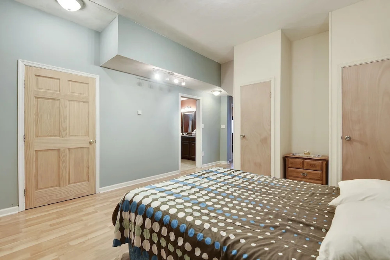 Mountain Lake Paradise