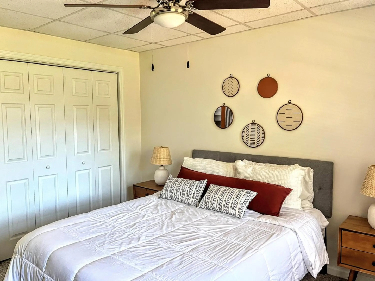 Ole Smoky BnB - Game Room, Hot Tub, Mtn Views!