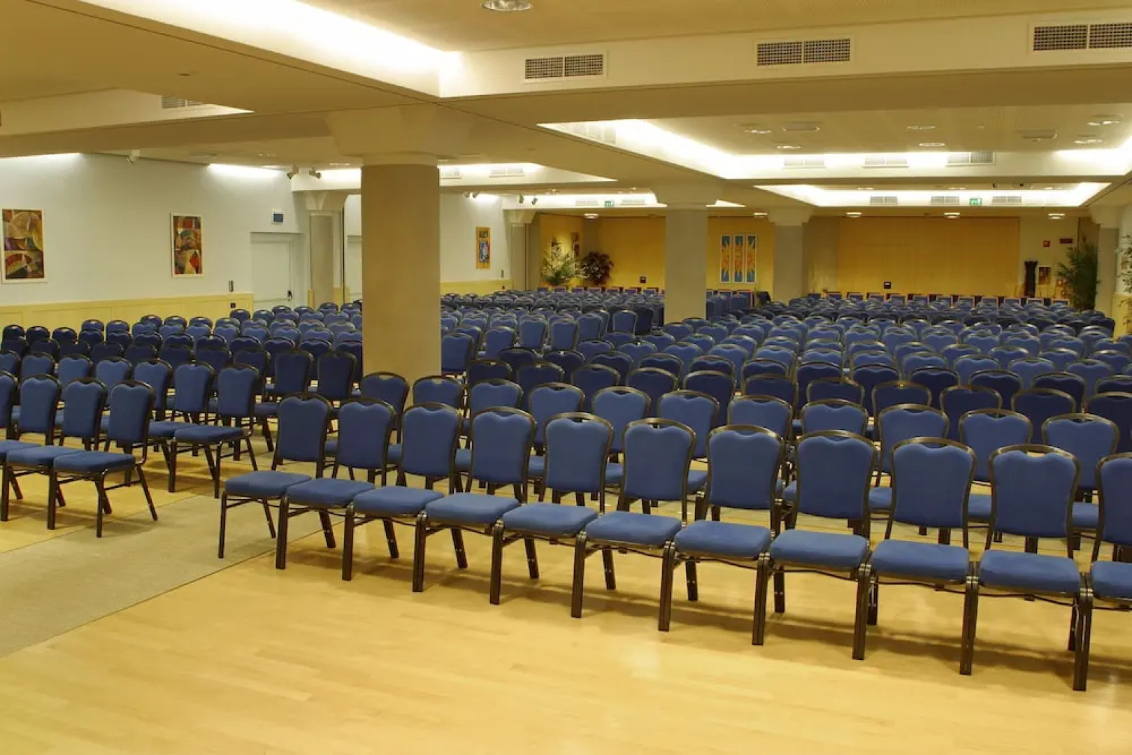 Pacific Hotel Fortino