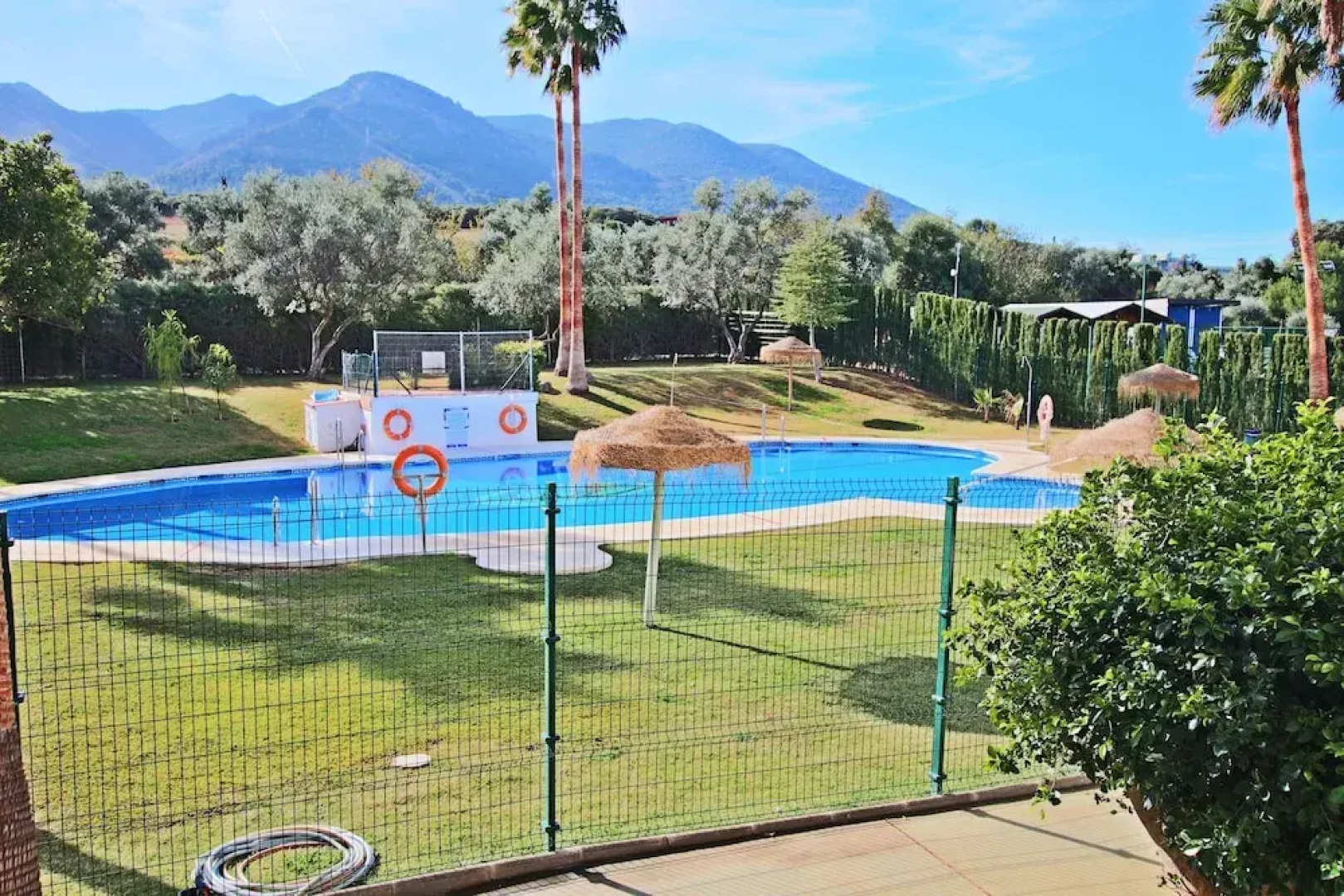 Luxury 4 Pers Apartment in Alhaurin de la Torre