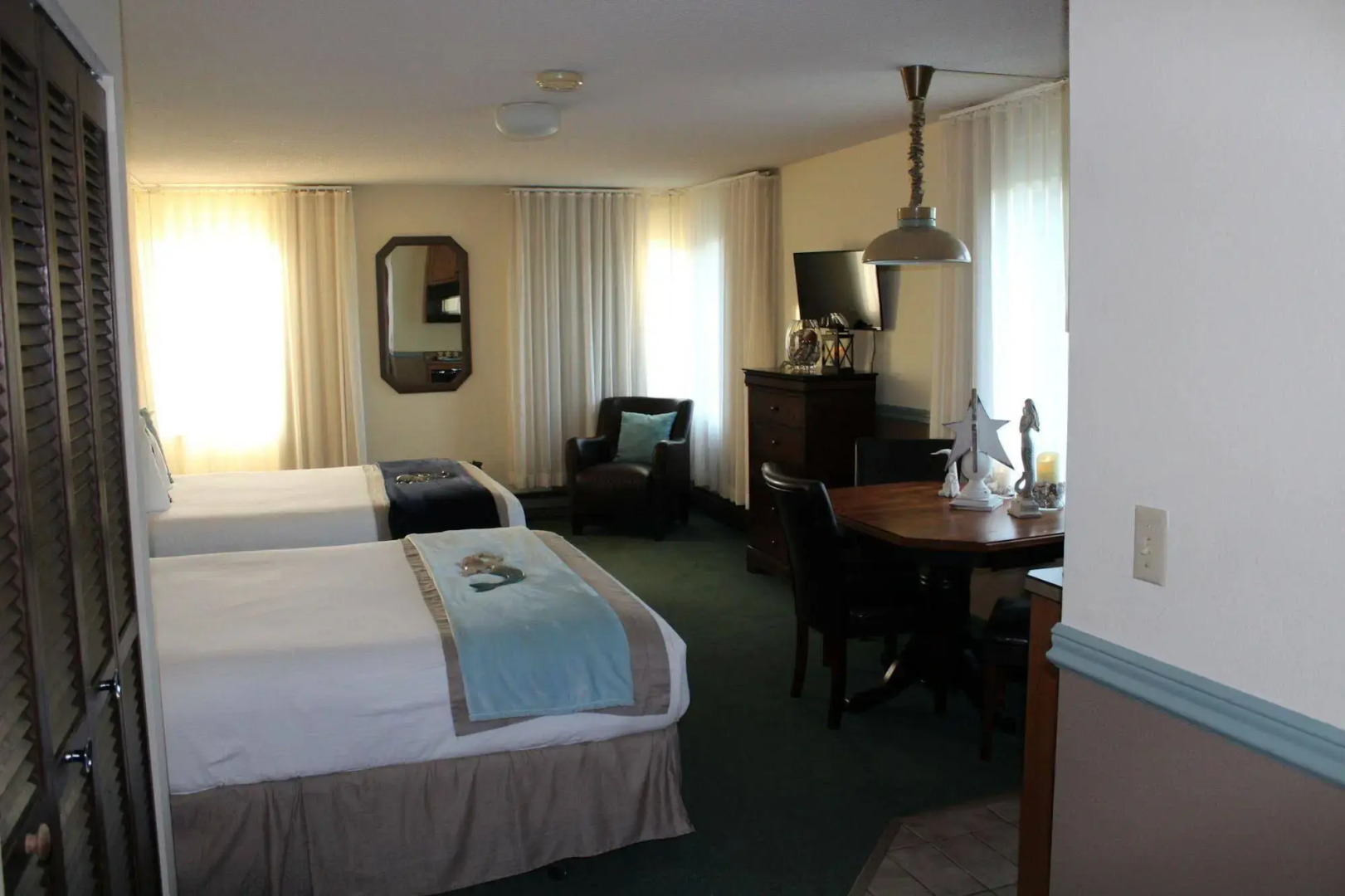 Chateau Westport Resort