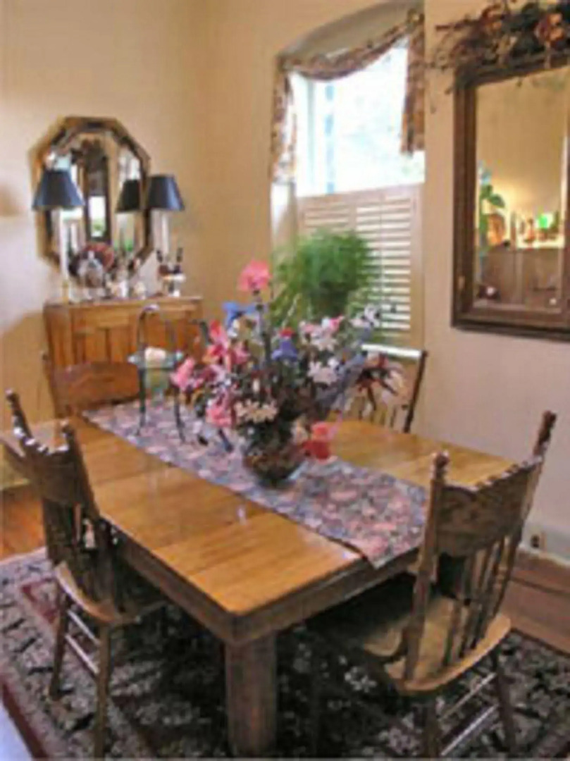 Stone Haus Bed & Breakfast