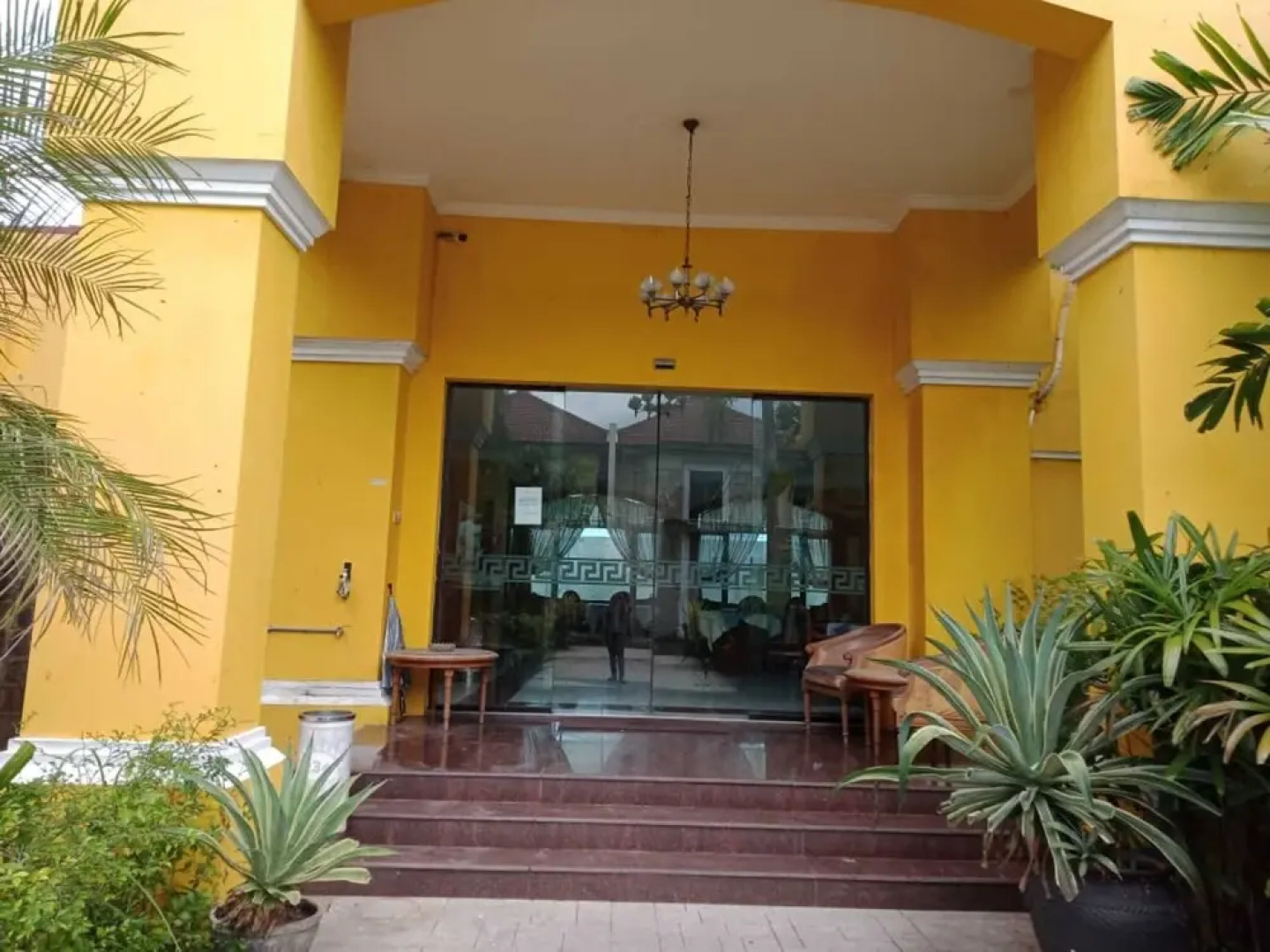 Hotel Istana Permata Juanda