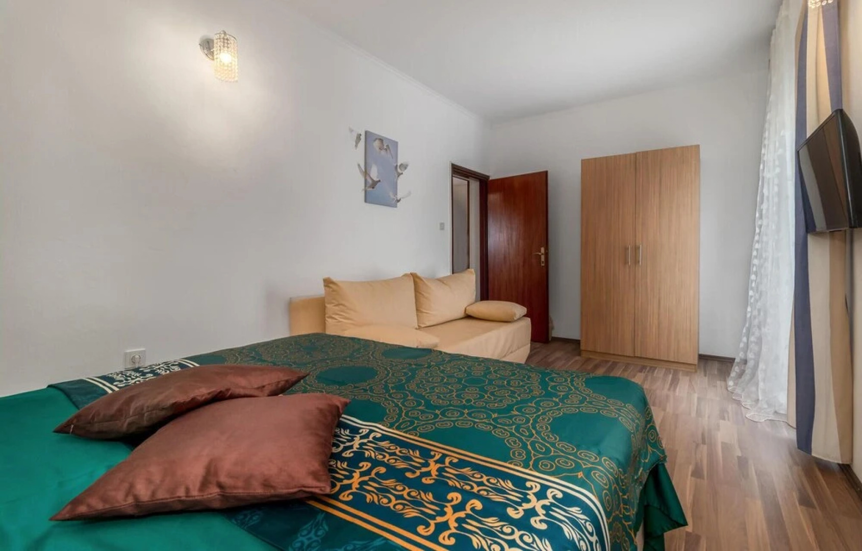 Beautiful Home in Crikvenica With Wifi and 6 Bedrooms