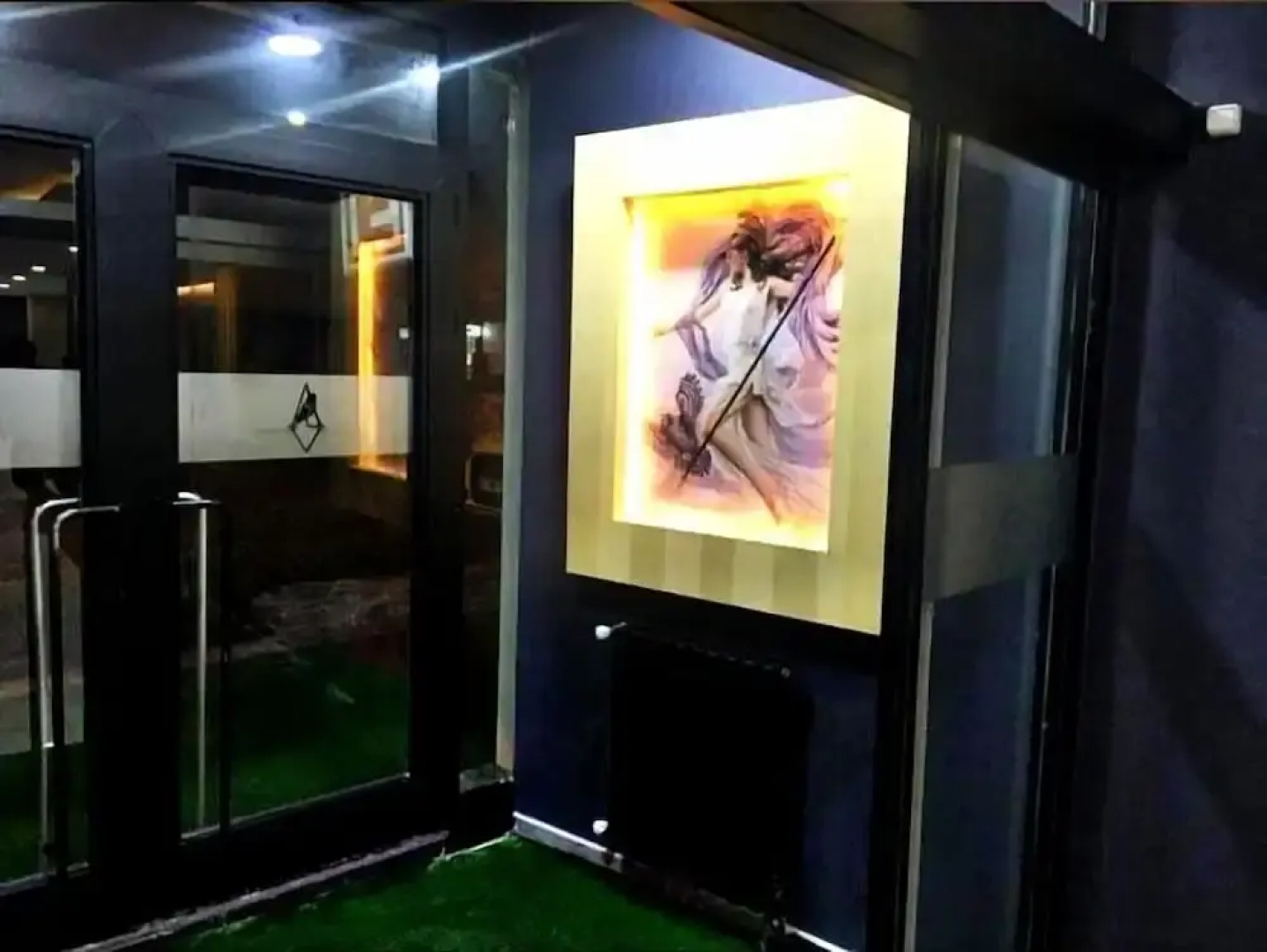 Athena Life Hotel