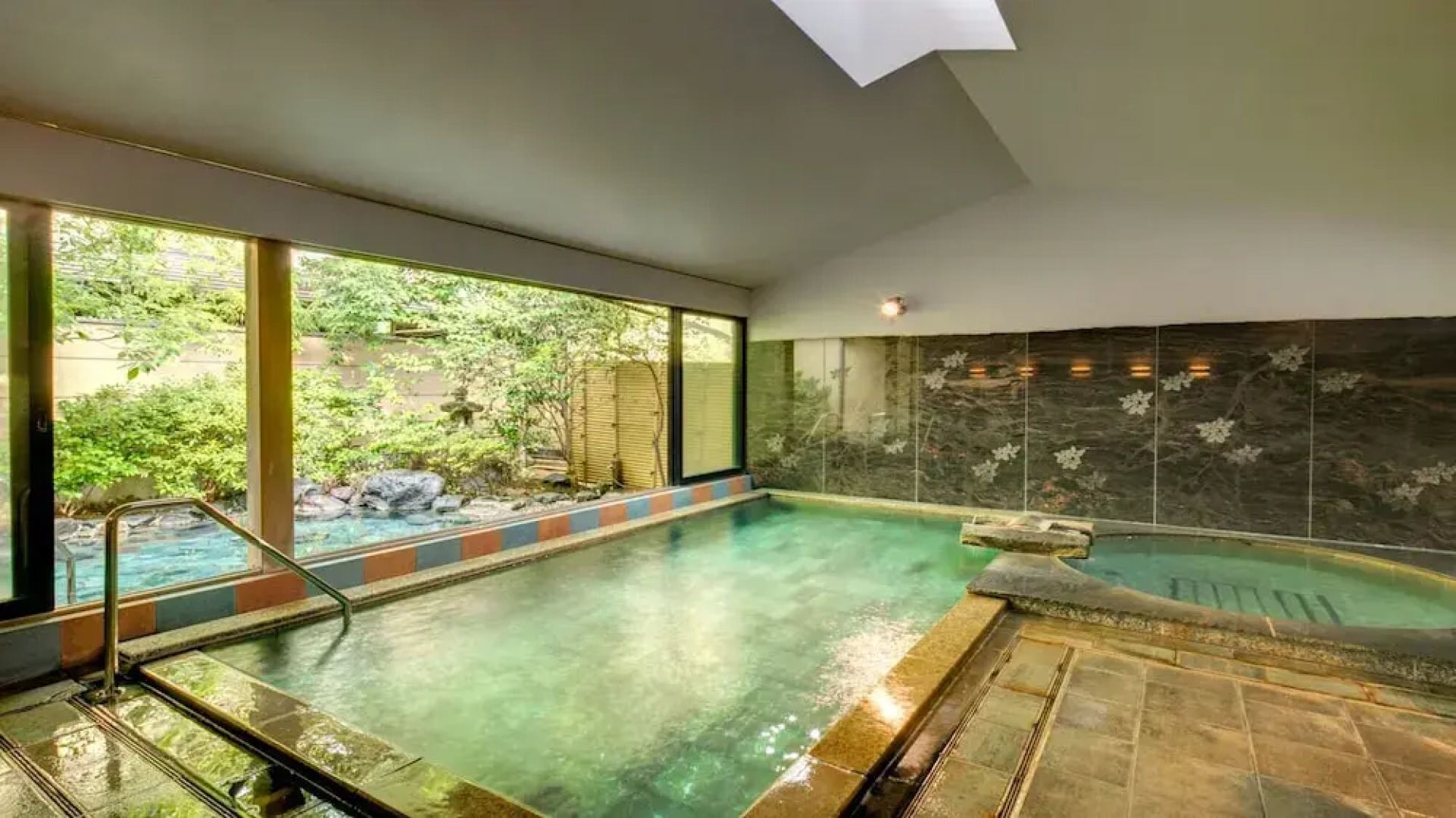 Shimogamo Onsen Kagiya