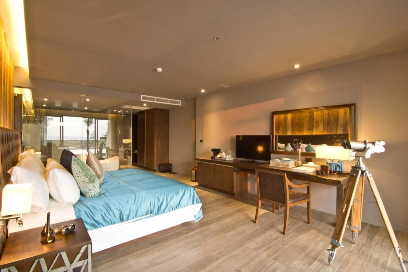 Le Coral Beach Resort and Cafe