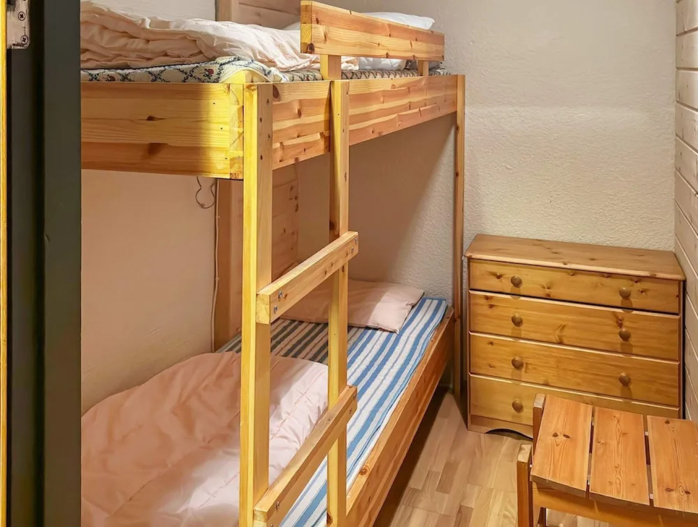 5 Person Holiday Home in Hovden