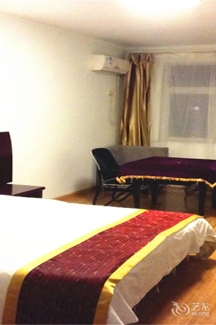 Xinyang Tianyi Express Hotel