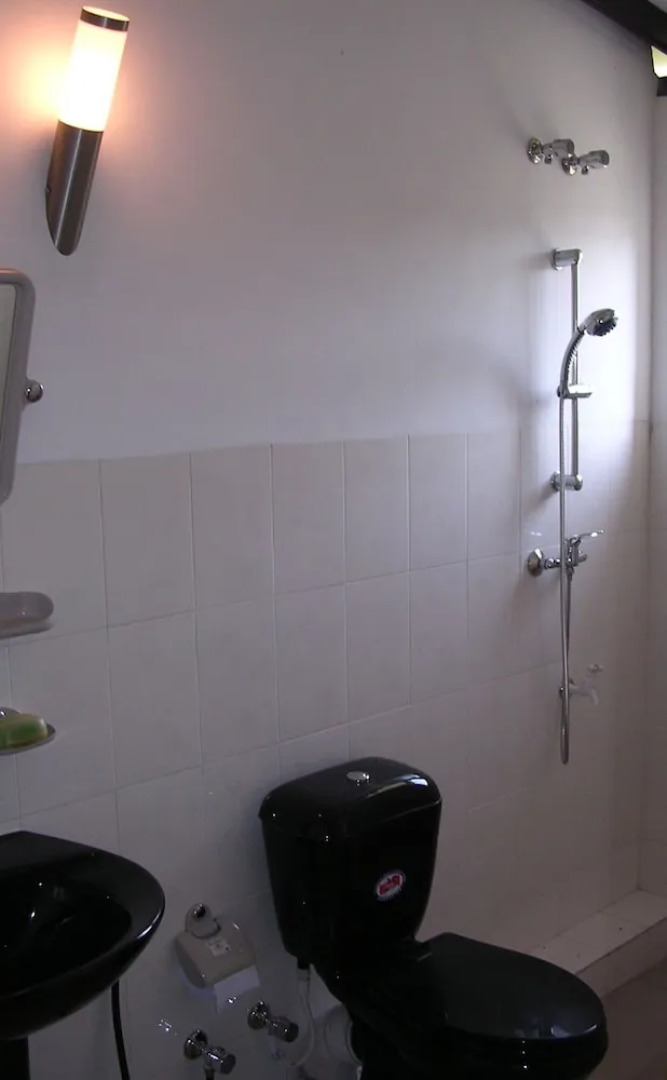 Sri Beach Bungalows and Villa