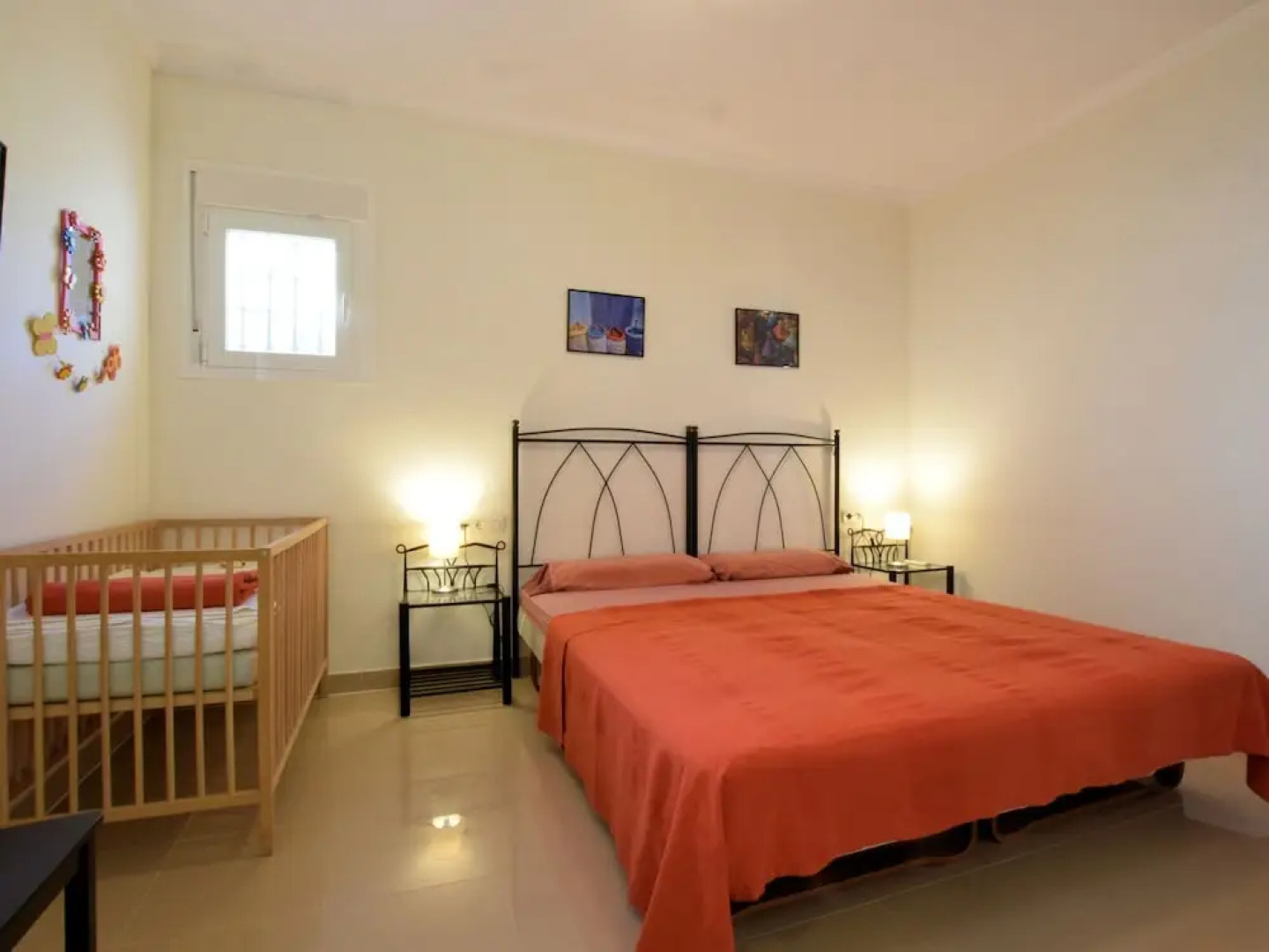 Luxurious Villa in Arenas with Swimming Pool