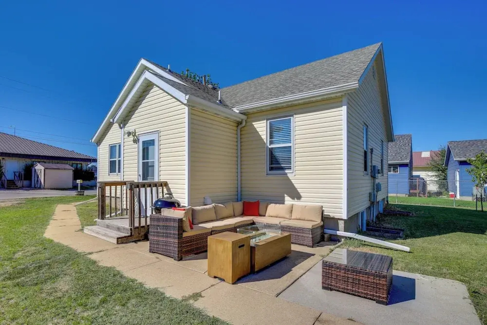 Charming Sturgis Getaway - 1 Mi to Main Street!