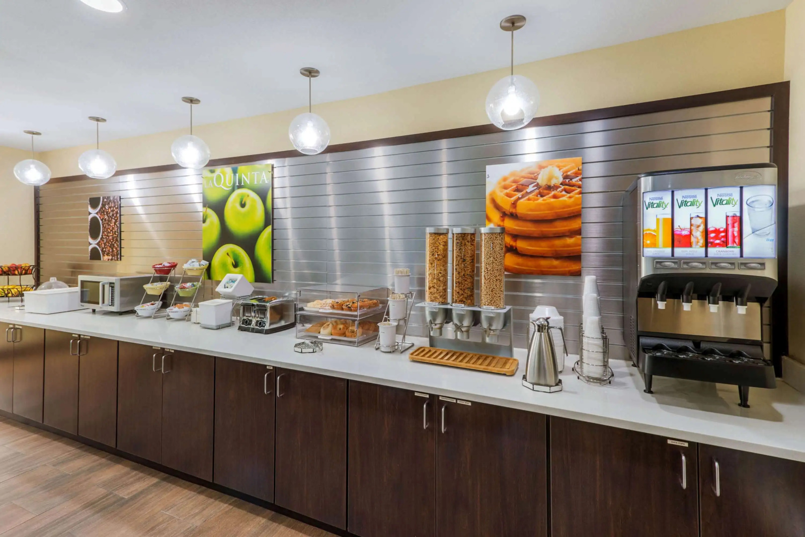 La Quinta Inn & Suites by Wyndham Artesia