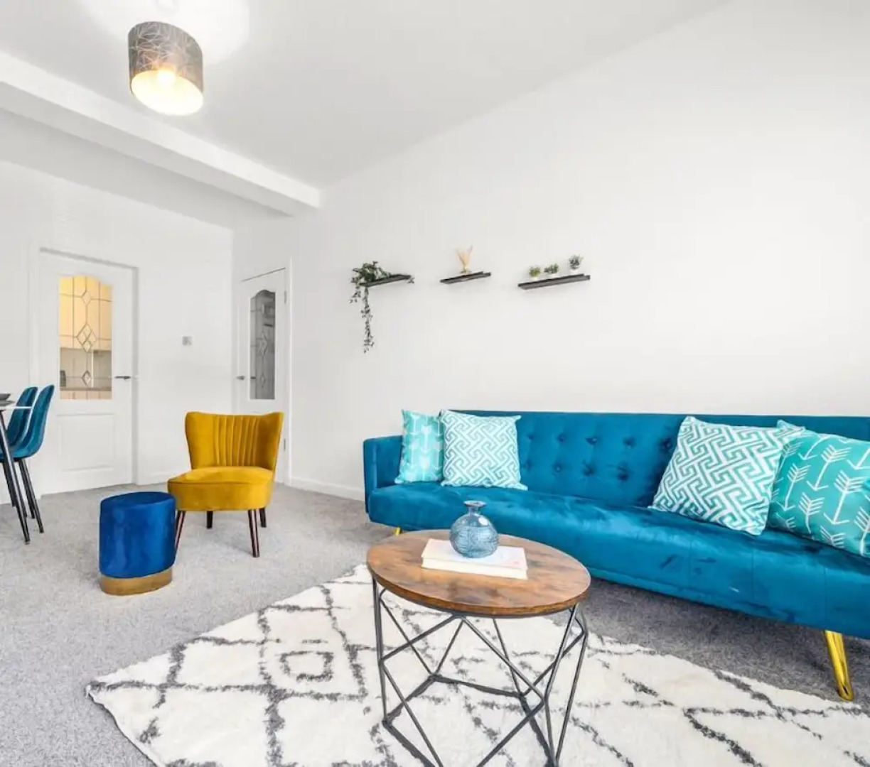 One Bedroom Apartment by Klass Living Serviced Accommodation Hamilton - Back'O'Barns Apartment With WiFi