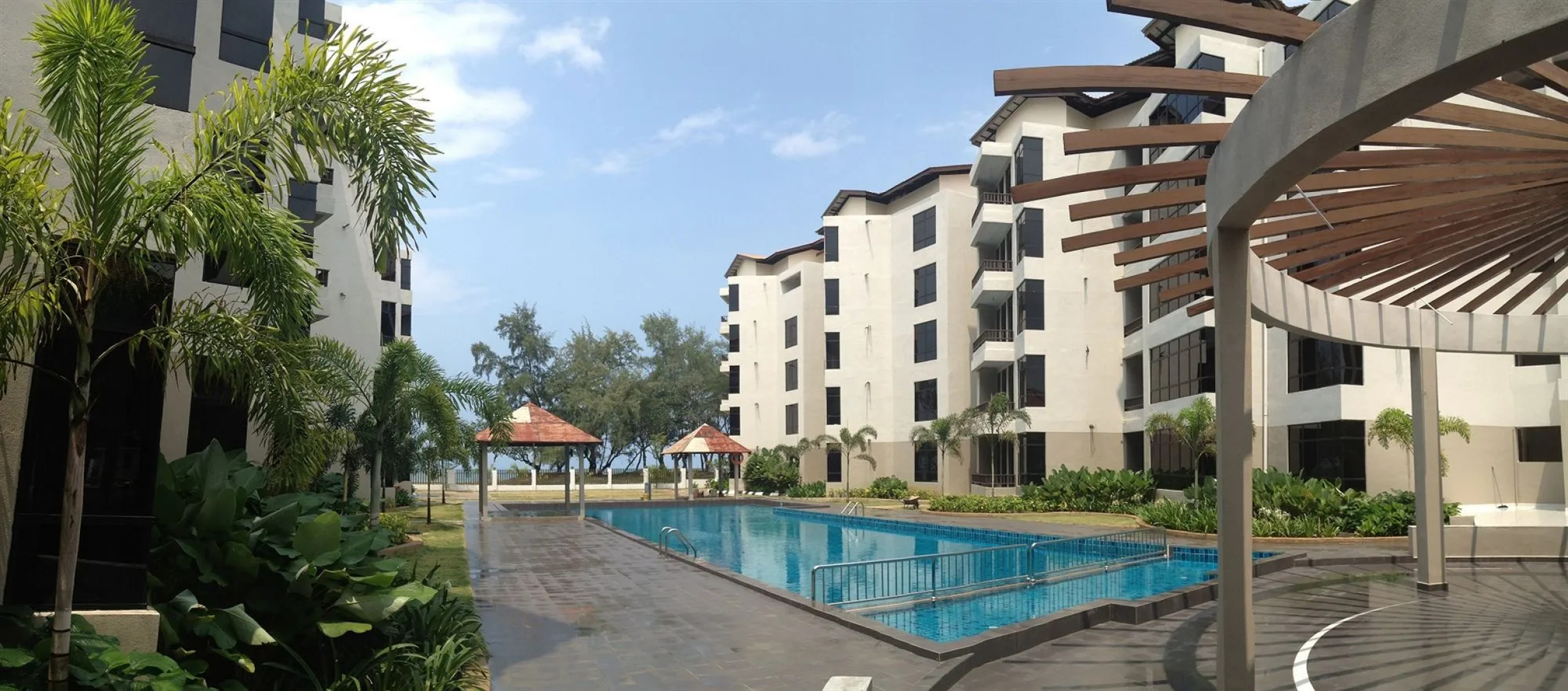 Samsuria Beach Resort & Residence