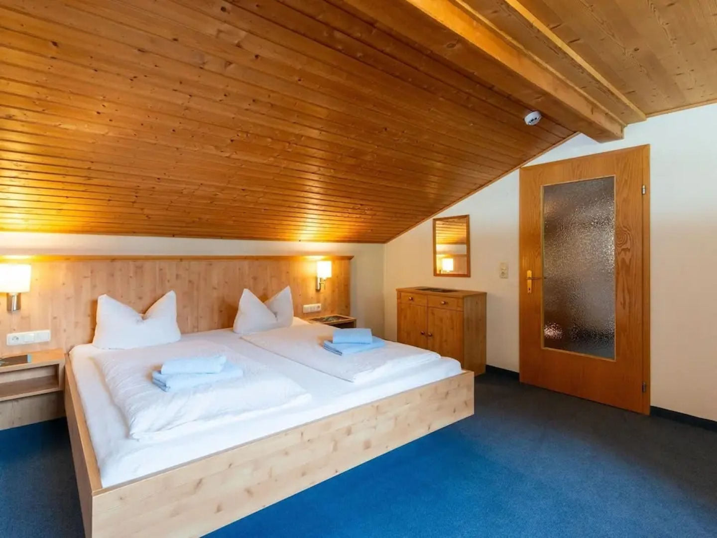 Spacious Apartment Near Centre and ski Area