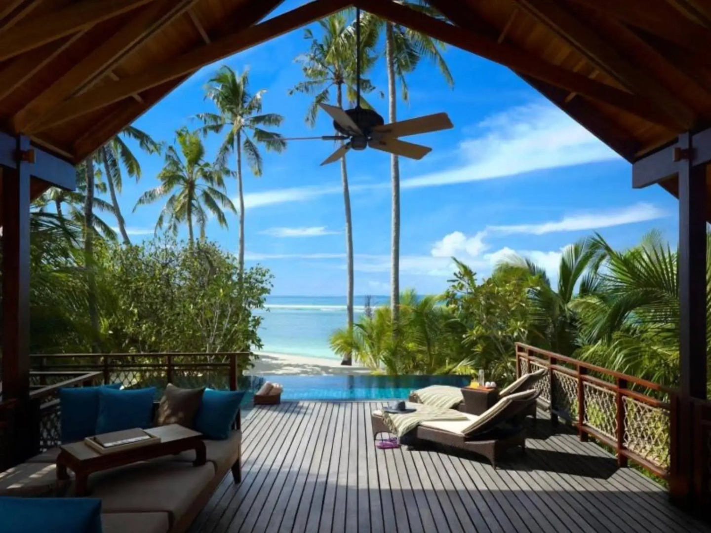 Shangri-Las Villingili Resort and Spa Maldives
