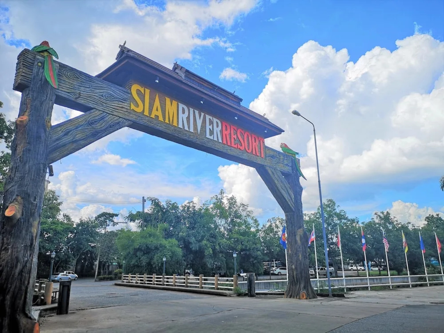 Siam River Resort