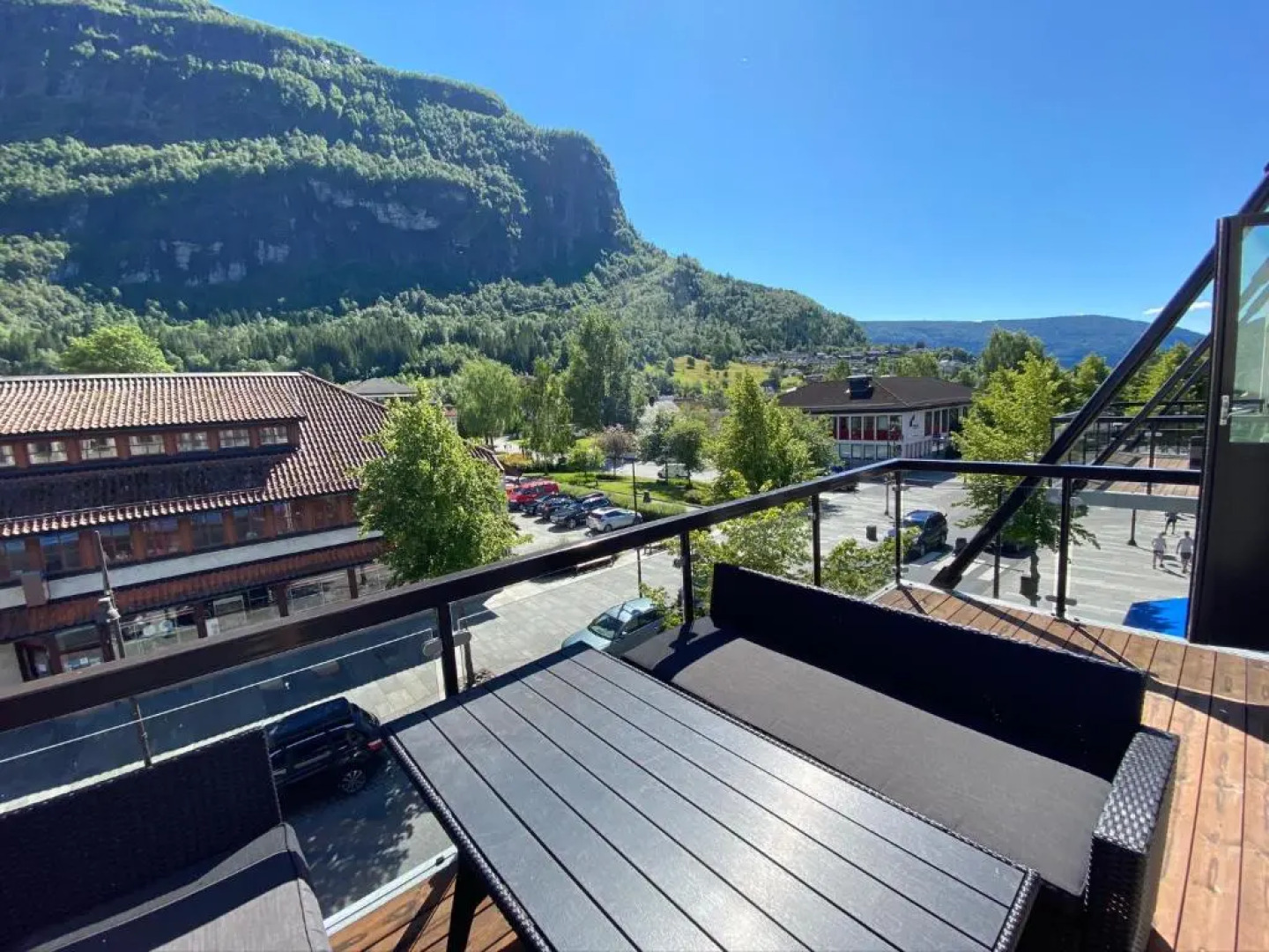 Stryn House - Hotel & Apartments