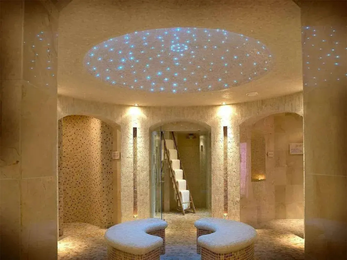 Westport Plaza Hotel