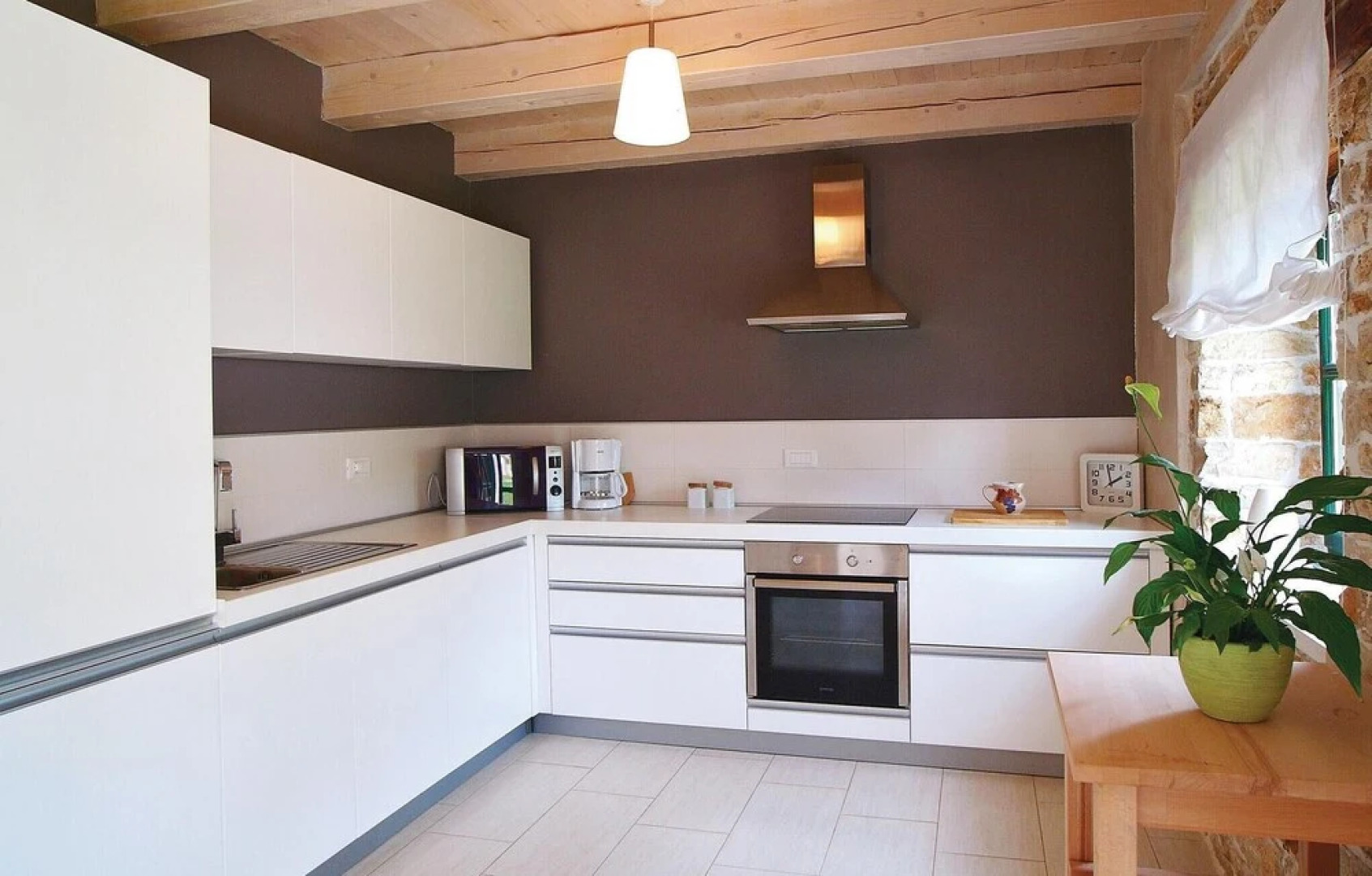 Stunning Home in Kanfanar With Wifi and 4 Bedrooms