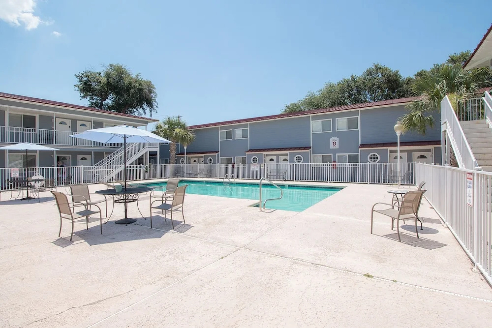 Oak Shores Studio 36