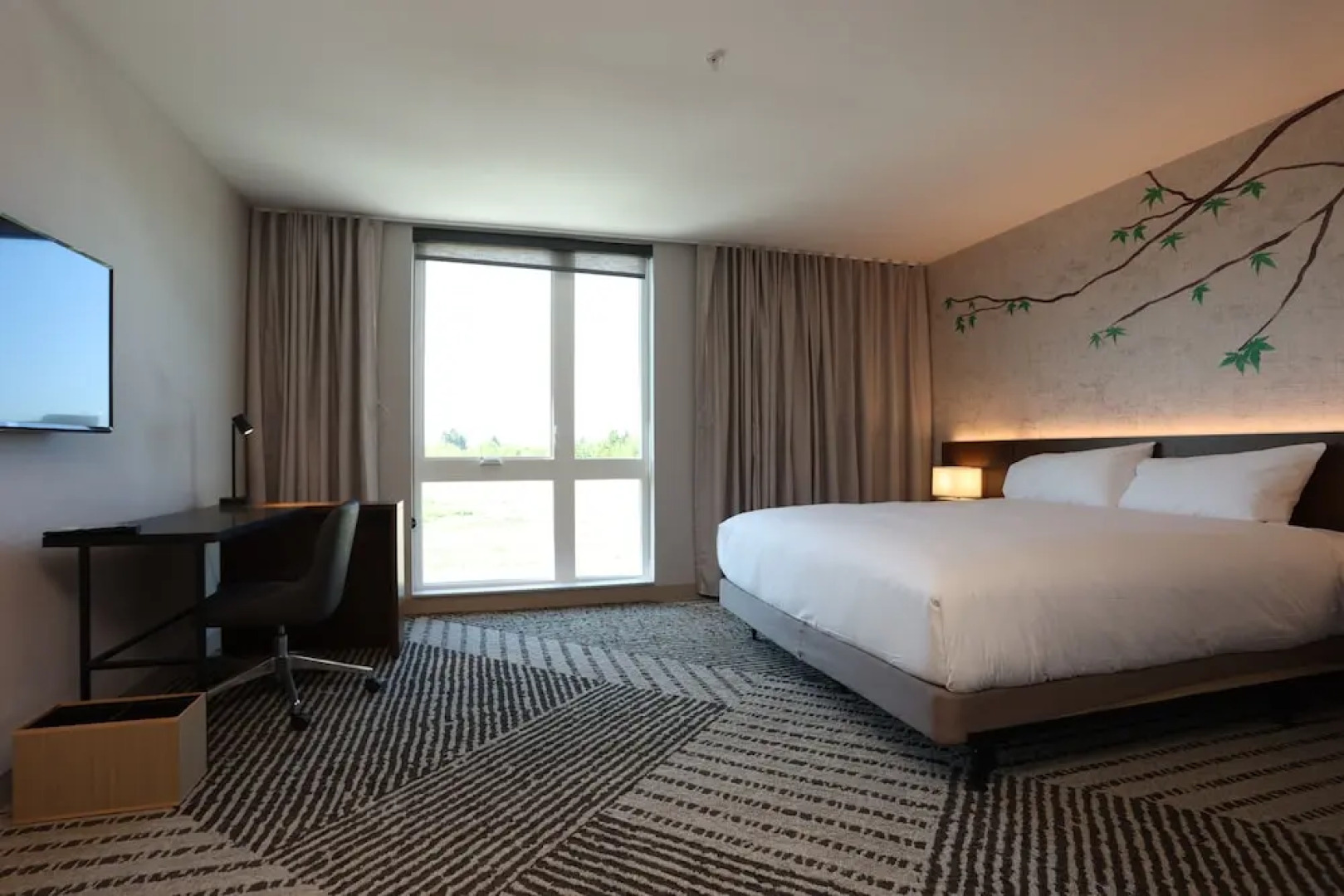 Cedartree Hotel Portland Hillsboro