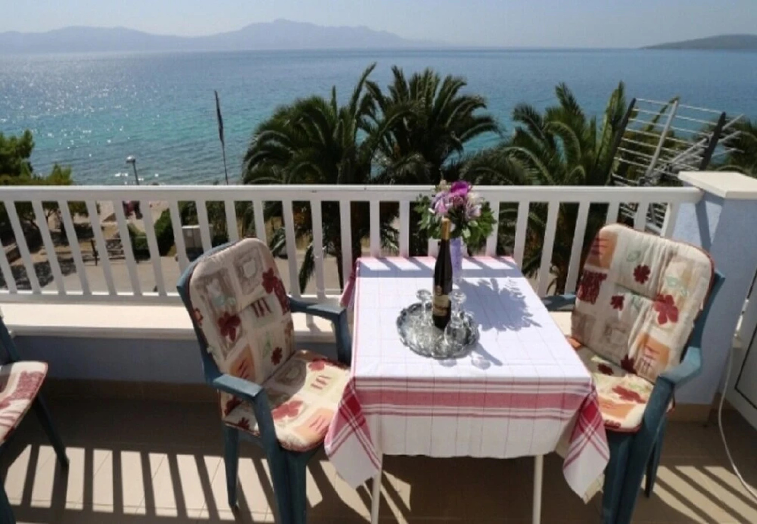 Mira - 10 m From Beach - A5