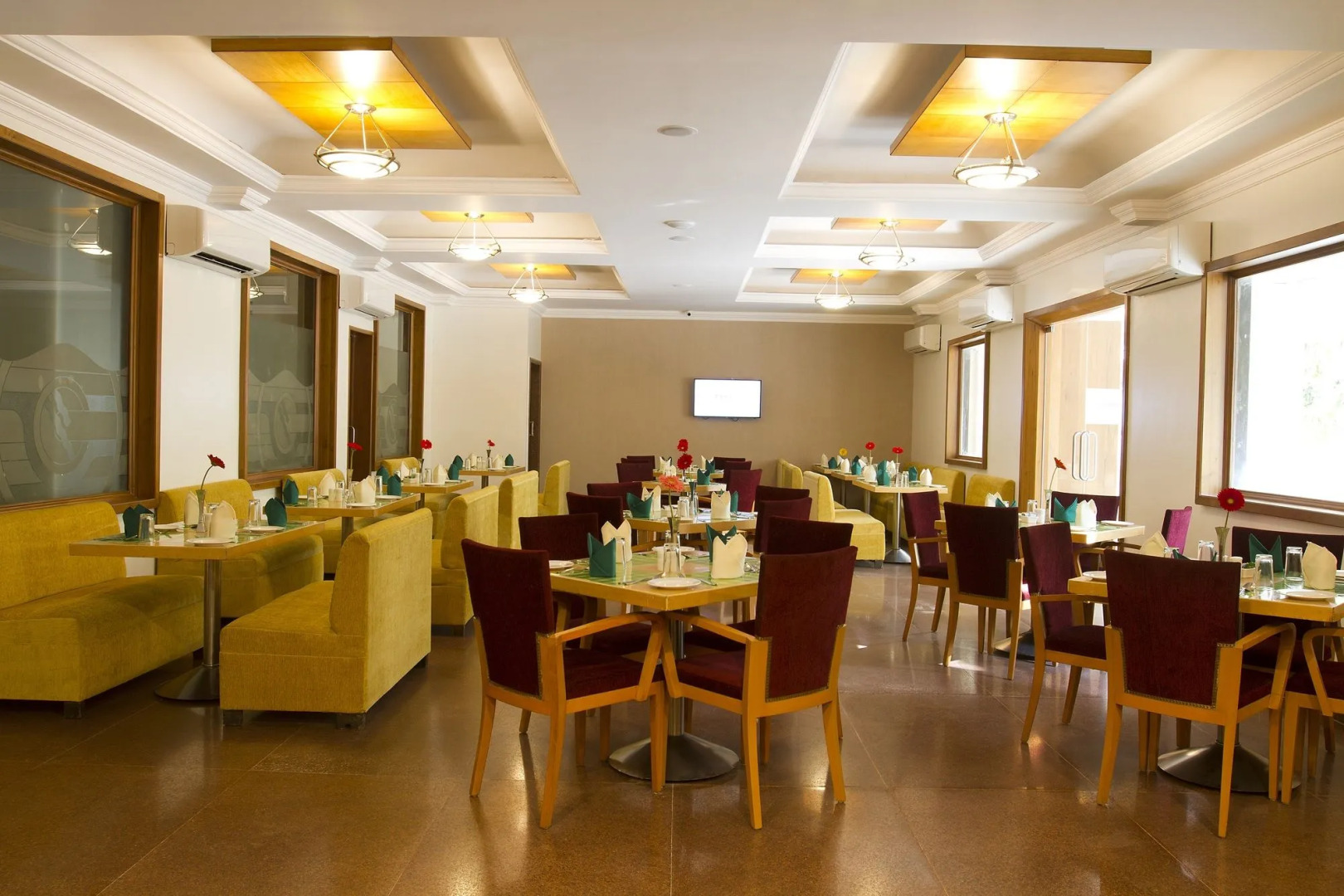 7 Apple Hotel Pimpri Pune