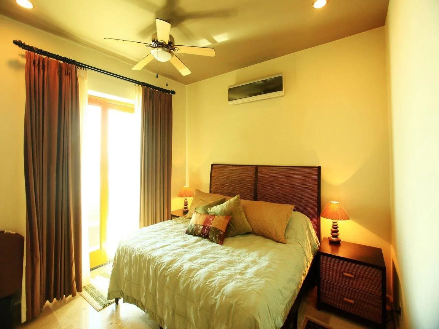 Sol Pacifico Cerritos