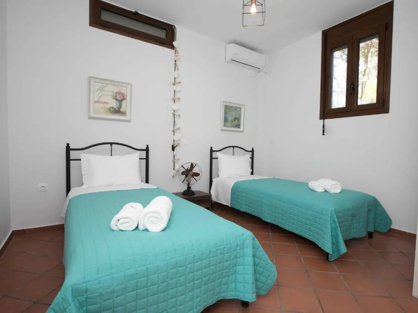 Skoutari Bungalows Galateia room