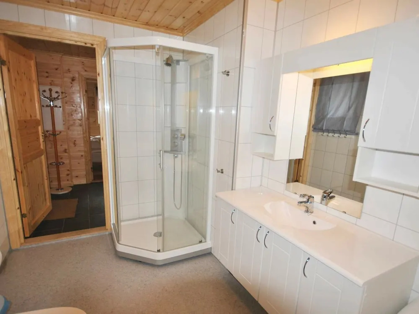 Holiday Home in Hebnes