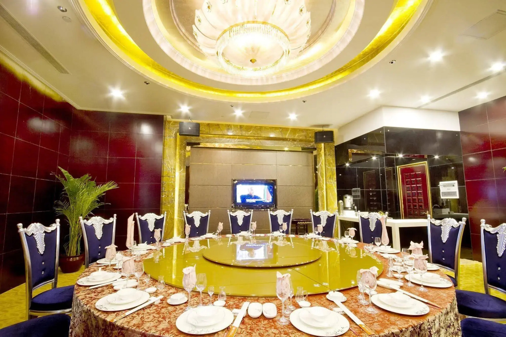 Changsha Xingwei Huatian Hotel