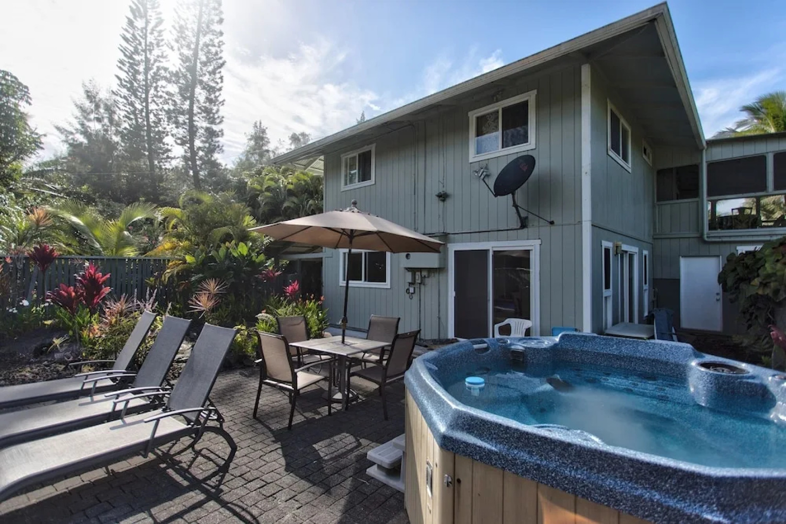 Uli Kai - The Deep Blue Sea 4 Bedroom Home