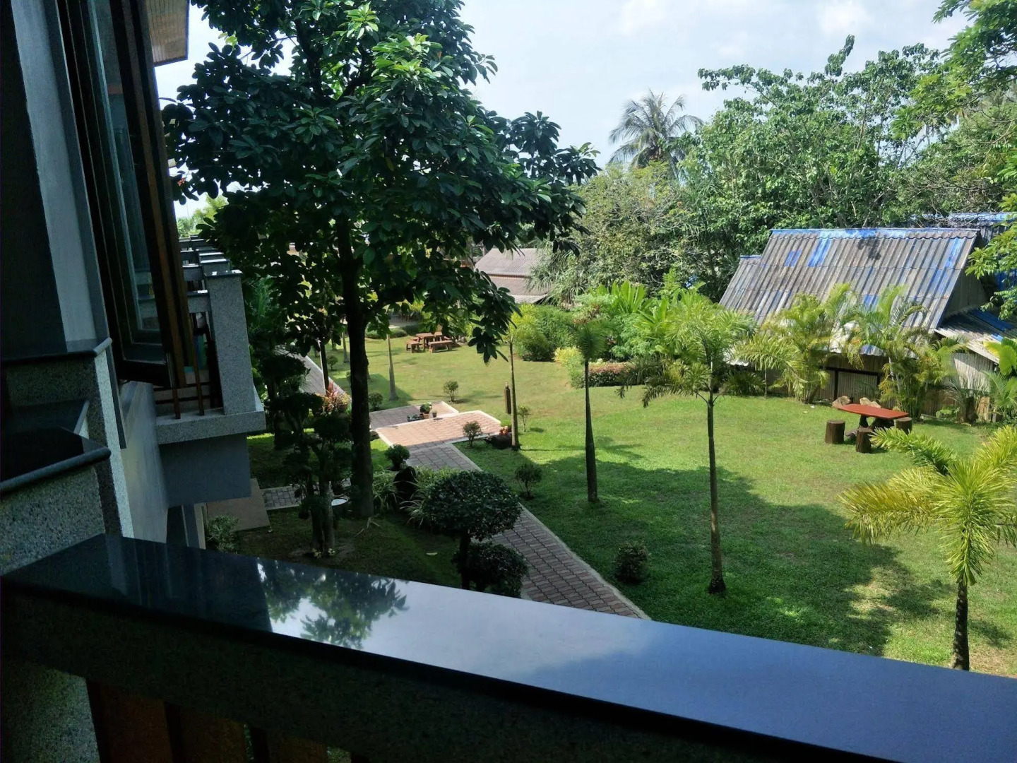Lanta Intanin Resort