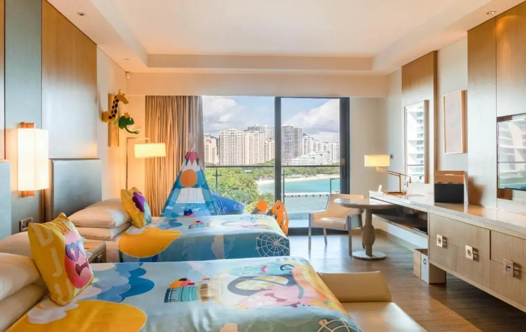 Отель JW Marriott Sanya Dadonghai Bay