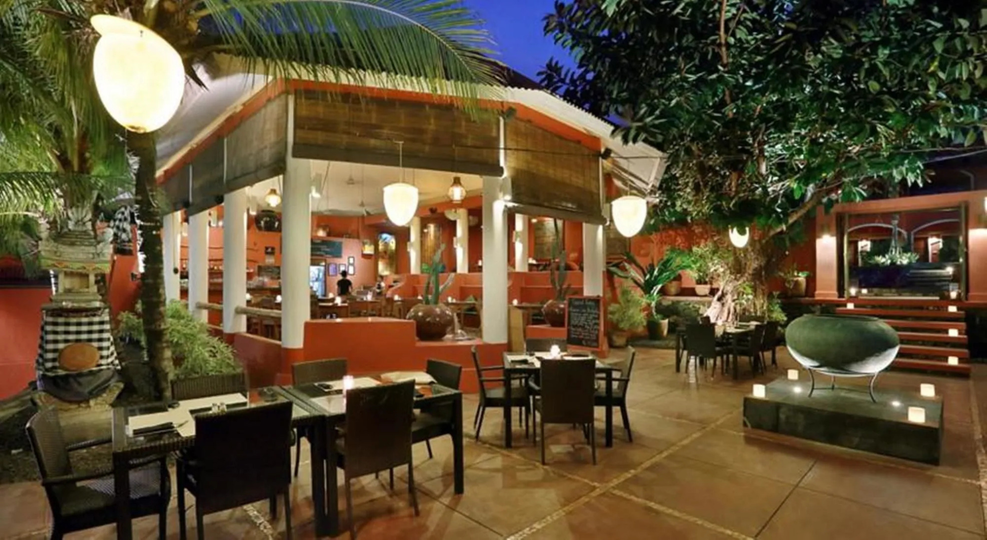 PinkCoco Uluwatu - Constant Surprises & for Cool Adults Only