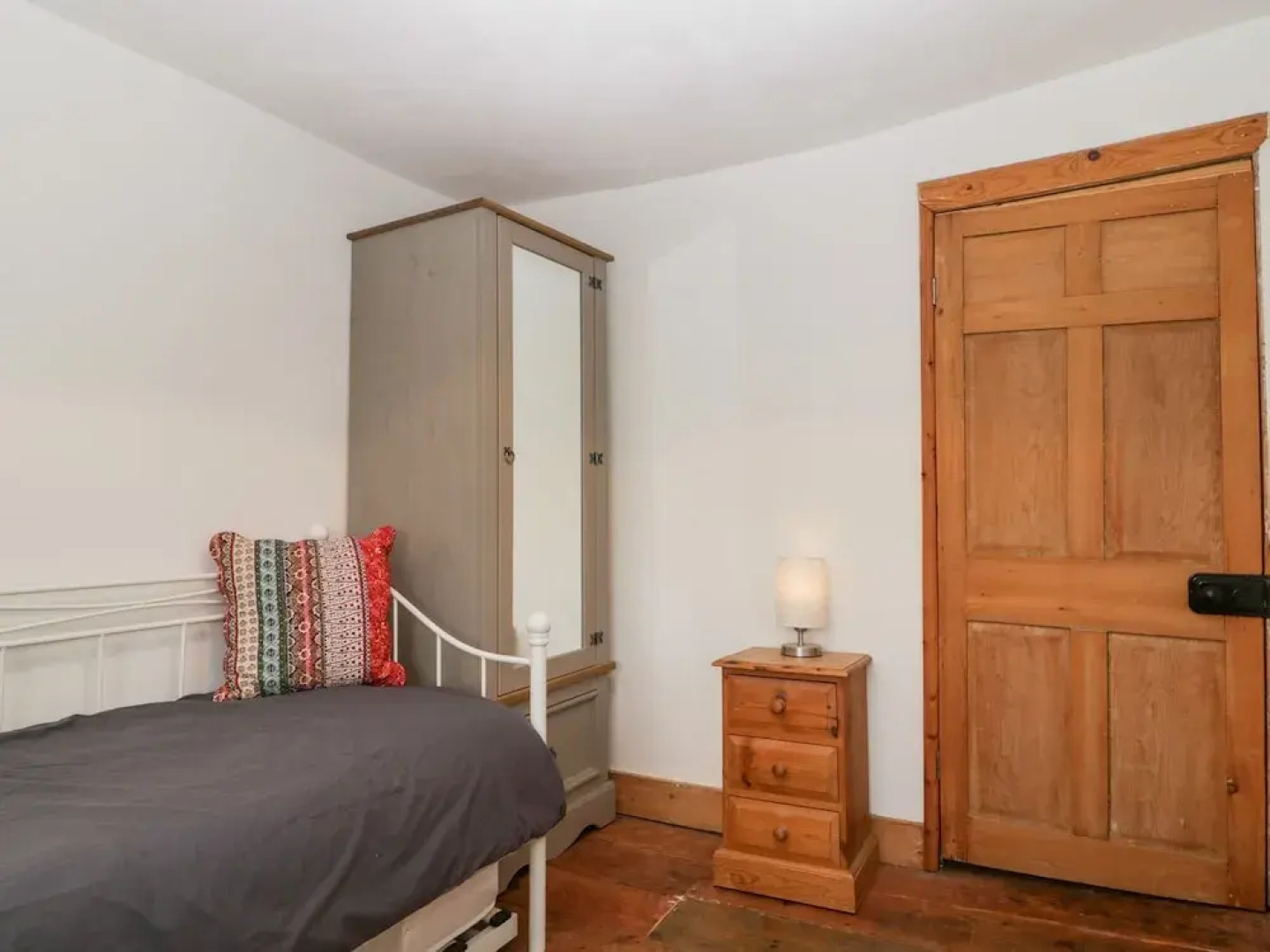 Riverside 67 Dorchester Road