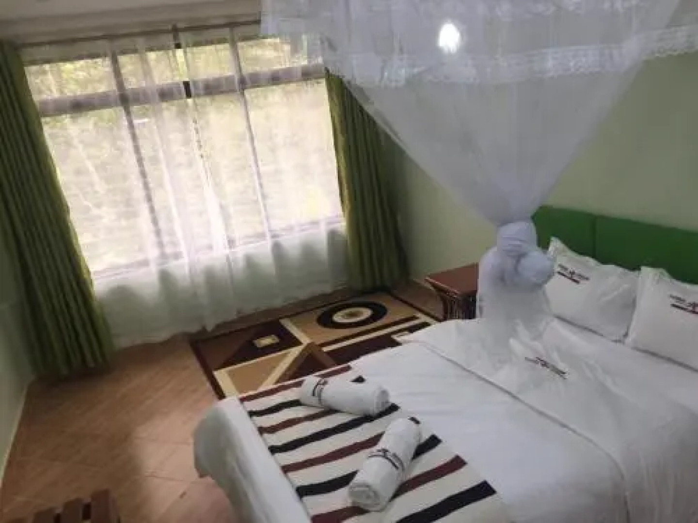 Vienna Woods Holiday Inn Limited