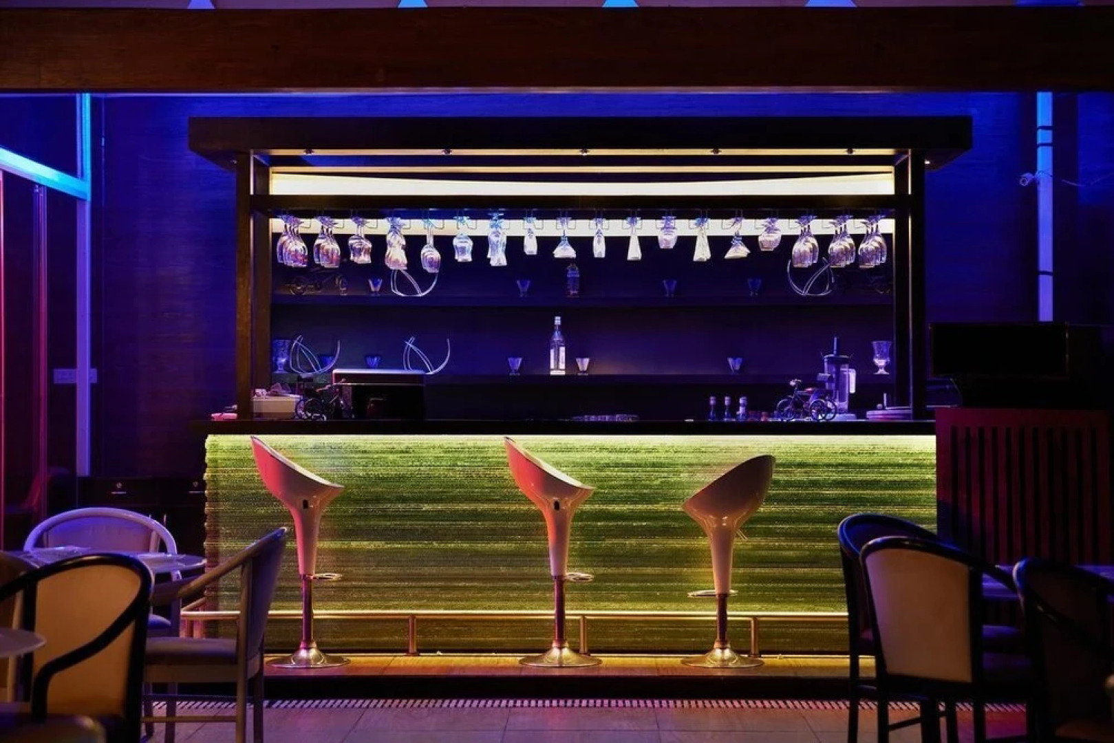 Hotel The Golden Oak Central by Citrus Prime